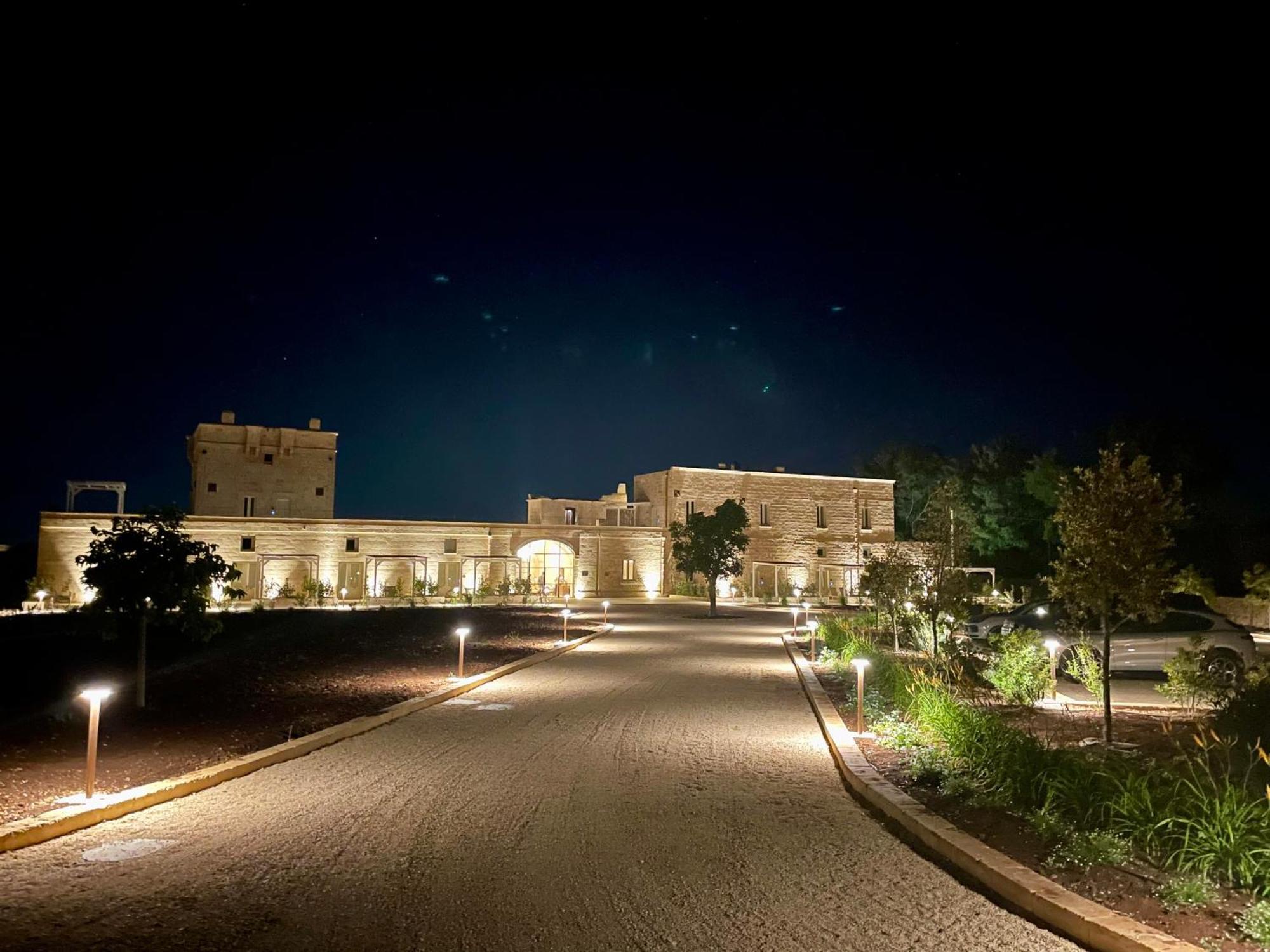 Masseria Donna Menga - The Leading Hotels Of The World Torre Lapillo Exterior photo